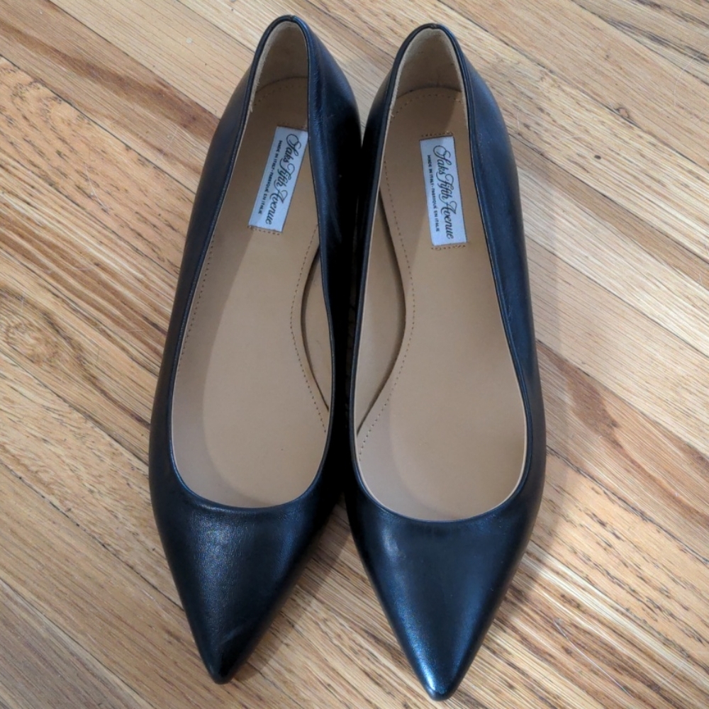 Saks Flats
